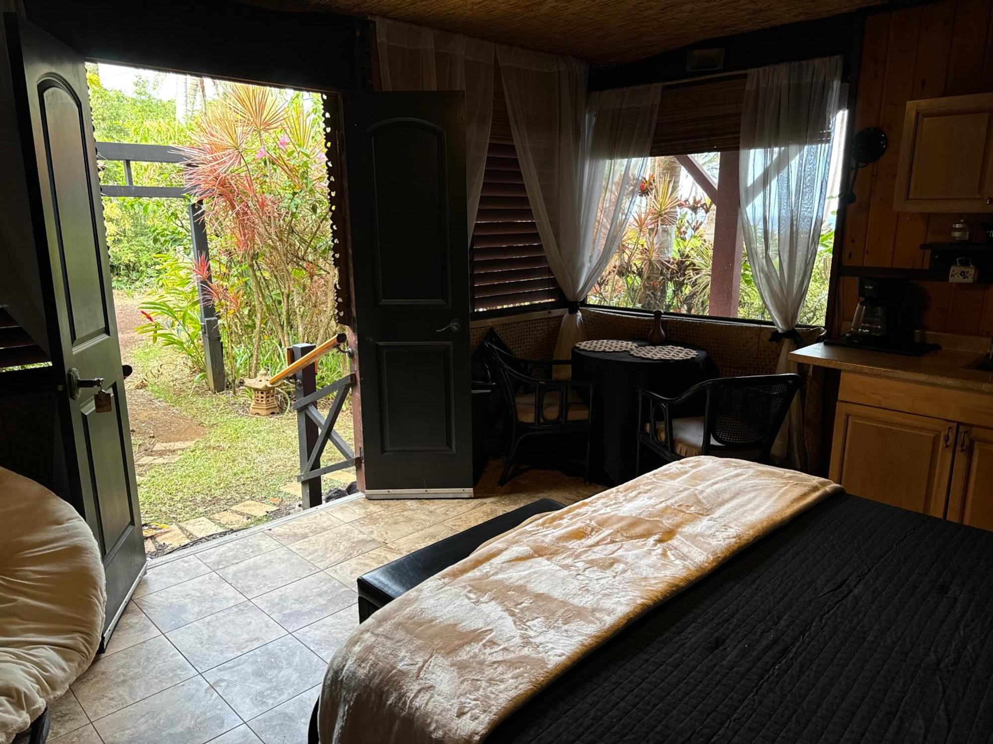 The Bali House And Cottage At Kehena Beach Hawaii Extérieur photo